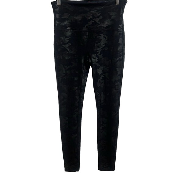 Spanx Leggings Women's Faux Leather Camo Print High Rise Compression Sz L - Picture 1 of 5